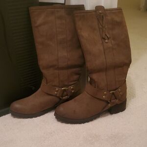 Report Women's Brown Heeled Boots